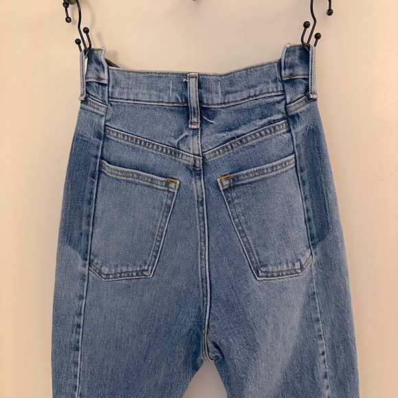 ✨RARE✨ Abercrombie | 90s Straight Ultra High Rise - Picture 4 of 9